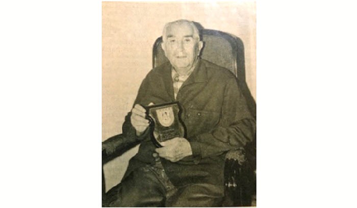 Cemal Efendi, havacılık alanındaki başarılarıyla.