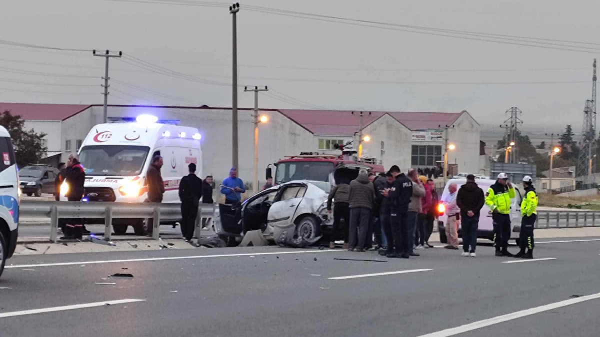 Edirne’de yola çıkan köpek kazaya neden oldu