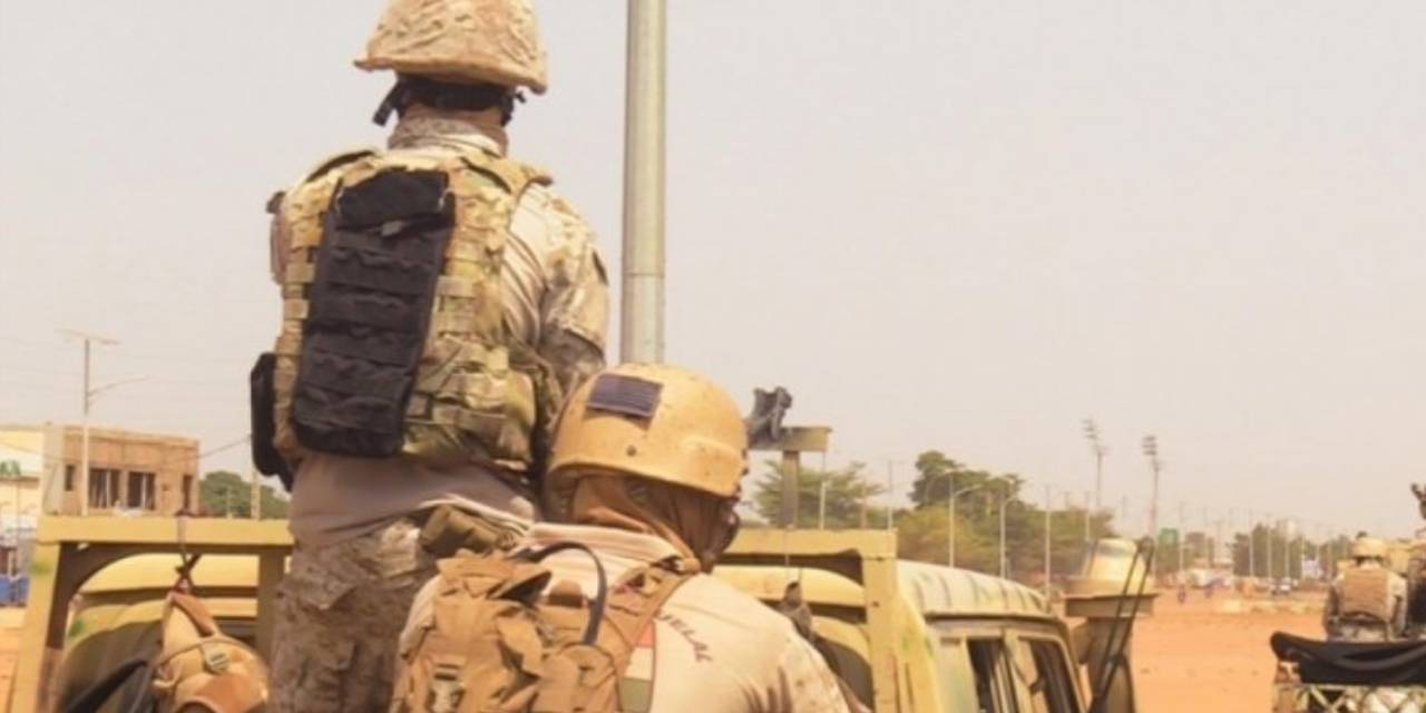 nijeryada ordu ile teror orgutu catisti 15 terorist oldu xP6QCJ1E.jpg